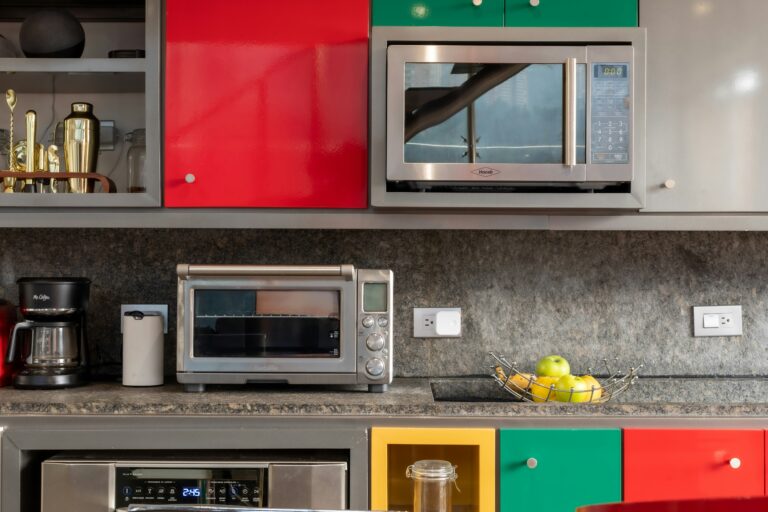 Can you put a microwave on a granite countertop