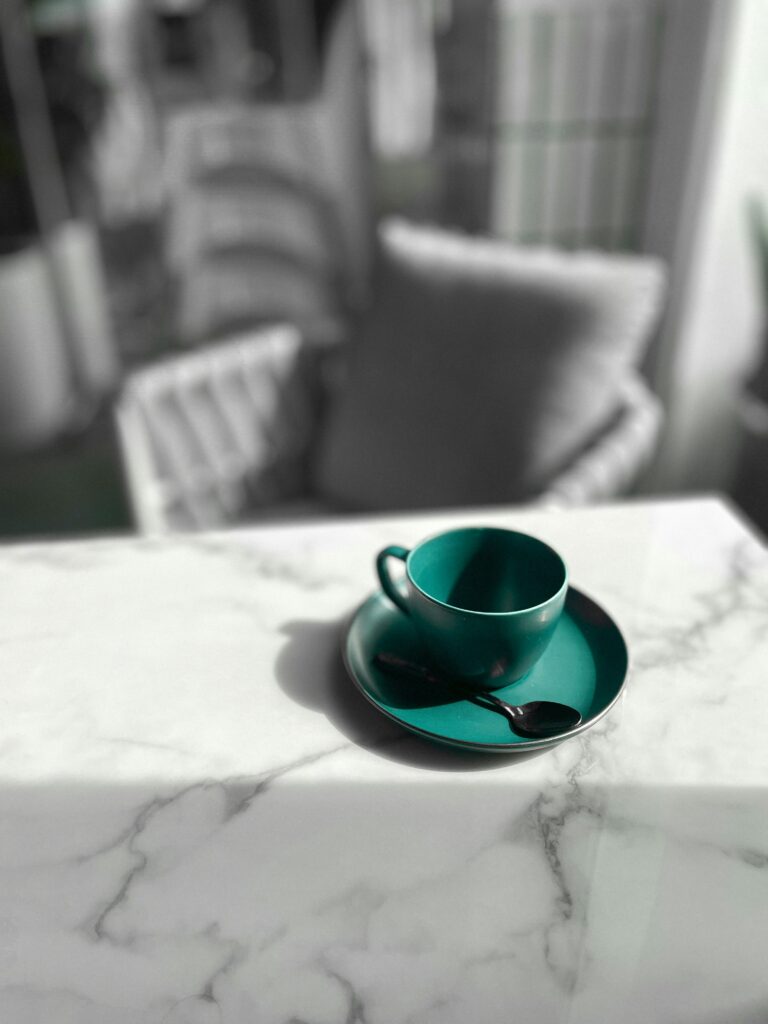 Can you put a hot cup of coffee on granite